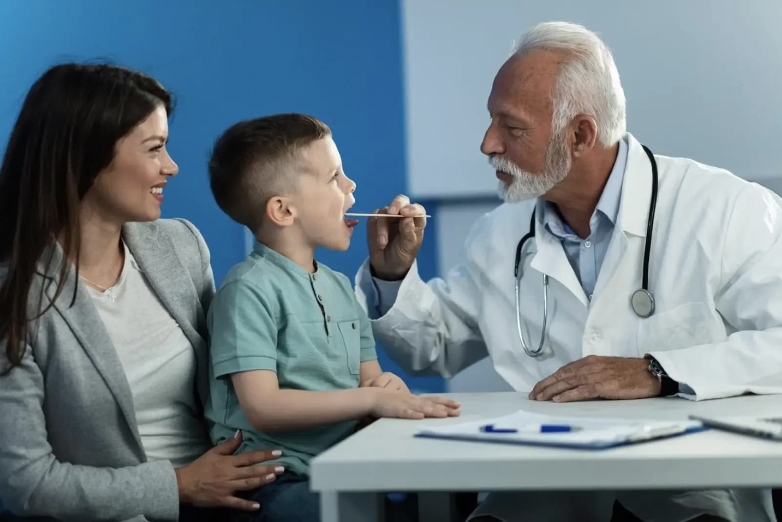 https://iscore-uat-bk.robustastudio.comdr-checkup